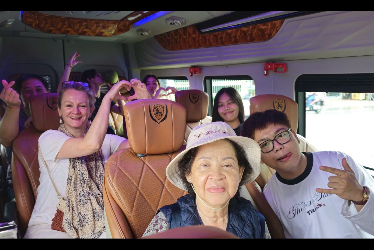 📸 Những kỷ niệm đẹp nhất của một chuyến đi thường bắt đầu từ những khoảnh khắc trên đường đến điểm đến 💙